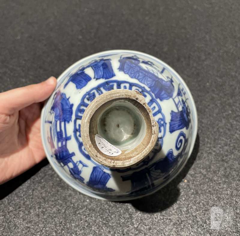 明嘉靖 青花十八学士图高足碗 - 图8